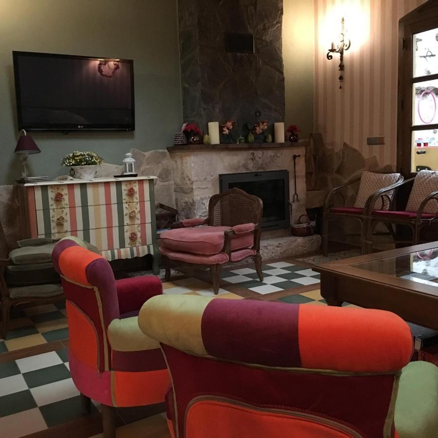 Fuentiduena Casa Rural El Salidero מראה חיצוני תמונה