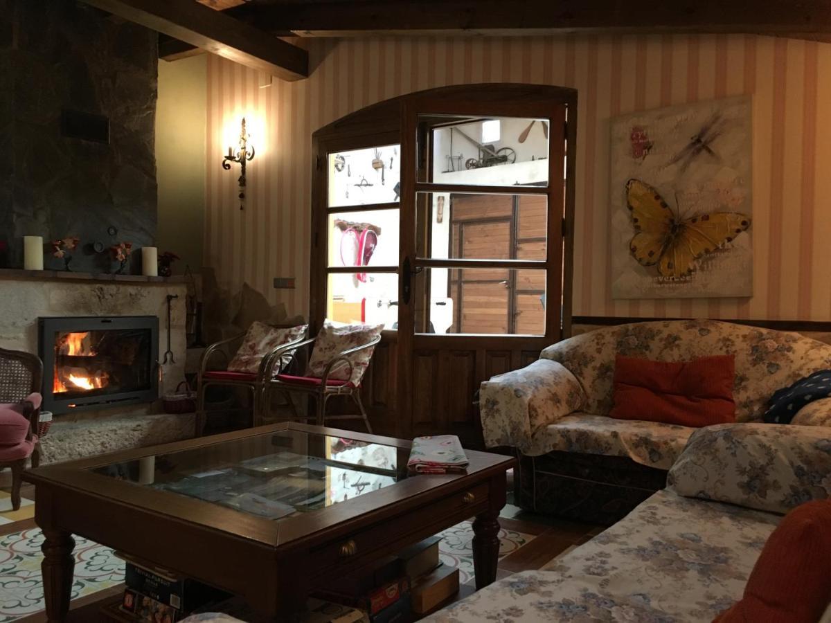 Fuentiduena Casa Rural El Salidero מראה חיצוני תמונה